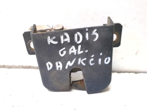 Trunk lid lock - 