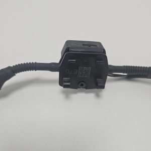 BMW X5 E70 (2006–2013) Esiklaasi pesudüüs 61667238835 - 4