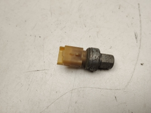   Conditioner radiator sensor 