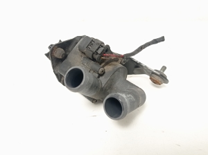 BMW 5 SERIES F07 (2009–2017) Auxiliary water pump 9230235 - 4
