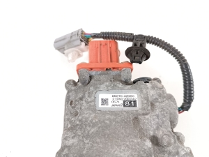 TOYOTA RAV 4 A5 (2019–2026) Inverter G927042060 - 2
