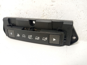  Chassis control module 