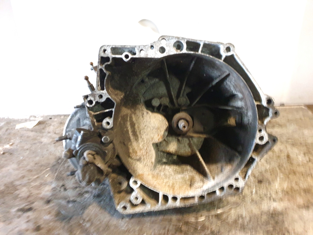 CITROËN C5 1 generation (2001-2008) Gearbox 20DM65 27136336