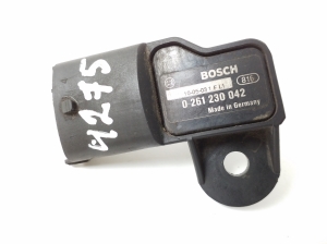 Porsche Cayenne (2010–2017) Ansaugluftdrucksensor 0261230042 - 2