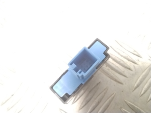 Volkswagen Crafter (2011–2017) Hazard light switch 7C0953509 - 3