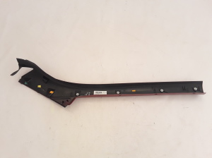  Windscreen strut outer 