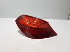  Rear corner lamp 