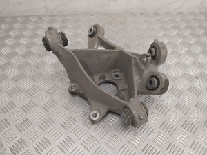Tesla Model Y Y (2020–2026) Hinterradnabenstumpf ohne Lager 118841600F - 2