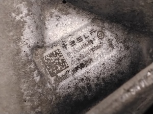 Tesla Model Y Y (2020–2026) Hinterradnabenstumpf ohne Lager 118841600F - 4