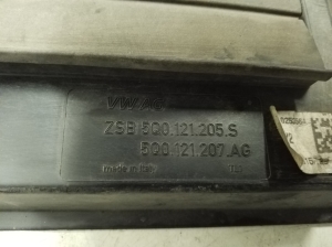 Volkswagen Golf VII (2012–2026) Dzesēšanas ventilators un tā daļas 5Q0121205S - 2