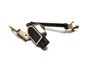   Front ride height sensor  - 32221477 