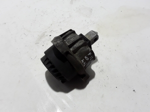 BMW 6 SERIES F12 (2010–2017) Engine mount 6851263 - 3