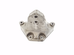   Jaotuskasti kinnitus  - 7L0399649E 