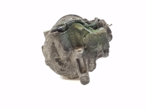 Porsche Cayenne (2010–2017) A/C compressor - 2
