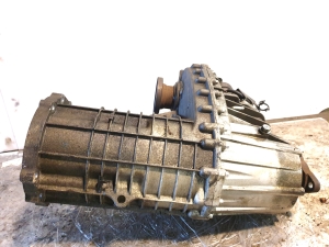 Verteilergetriebe und seine Teile