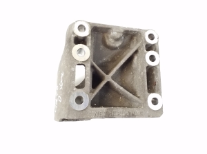 Porsche Cayenne (2010–2017) Engine bracket 9481162012 - 3