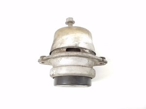 Porsche Cayenne (2010–2017) Engine mount 94837505003 - 3