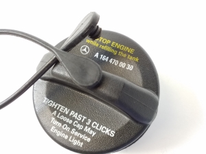 Mercedes Benz R-Class 251 (2006–2017) Kraftstofftankdeckel A1644700030 - 2