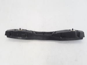  Rear bumper bracket 