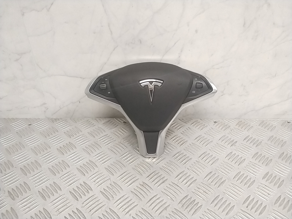 Tesla Model S S (2012–2026) Fahrerairbag 103677900B Tesla Model S S (2012–2026) Fahrerairbag 103677900B