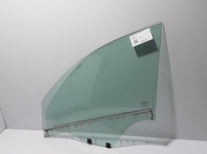 RENAULT Arkana (2019–2026) Priekšējo durvju stikls 803005764R - 3
