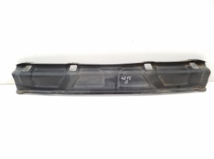   Rear bumper bracket 