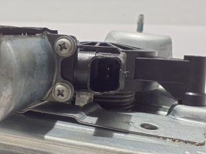 RENAULT Arkana (2019–2026) Aizmugurējo durvju logu pacēlājs 827217197R - 3