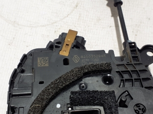 RENAULT Arkana (2019–2026) Rear side door lock 825035294R - 4