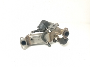  EGR valve 