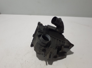 RENAULT Arkana (2019–2026) Luftfiltergehäuse 165002896R - 3
