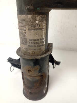 Mercedes Benz A-Class 176 (2012–2018) Front shock absorber A1763204113 - 3