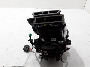 RENAULT Arkana (2019–2026) Heater and its parts 272709634R - 3