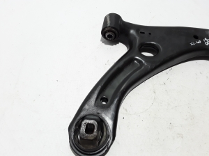VOLVO XC40 (2017–2026) Front control arm 32221282 - 3