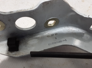  Engine cover hinge 