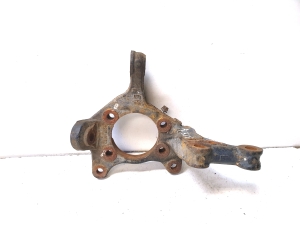 TOYOTA Auris E18 (2012–2018) Front hub stump without bearing - 2