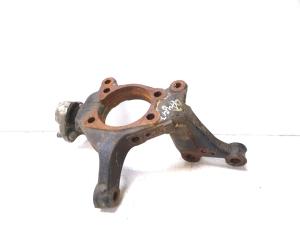 TOYOTA Auris E18 (2012–2018) Front hub stump without bearing - 2