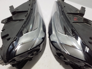 VOLVO V90 (2016–2026) Headlight - 4