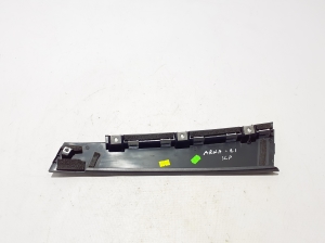 RENAULT Arkana (2019–2026) Außenfensterdichtung vordere Tür 802858584R - 4