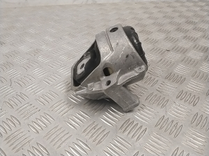 AUDI A5 (2007–2016) Engine mount 8R0199381 - 2