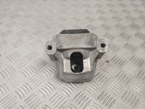 AUDI A5 (2007–2016) Engine mount 8R0199381 - 3