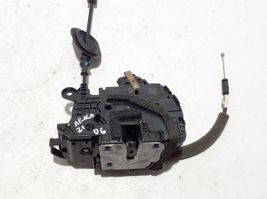 RENAULT Arkana (2019–2026) Rear side door lock 825022233r - 2