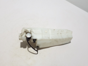 RENAULT Arkana (2019–2026) Front washer fluid reservoir 289107610R - 2