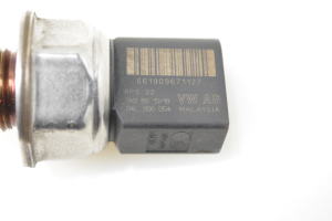 Volkswagen Golf VII (2012–2026) Kraftstoffhochdrucksensor 04L906054 - 3