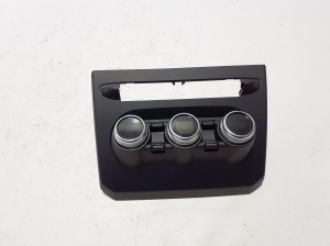 Heater control panel - 275105451R