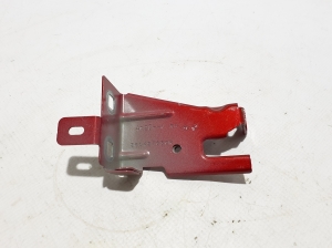 Front fender bracket - 260427680R