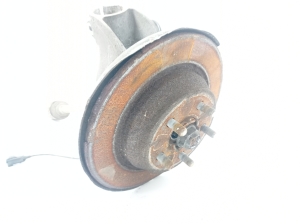  Rear hub 