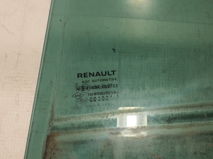 RENAULT Arkana (2019–2026) Aizmugurējo sānu durvju stikls 823013258R - 2