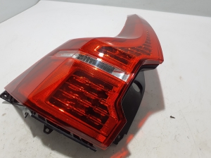  Rear corner lamp 