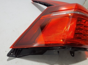  Rear corner lamp 