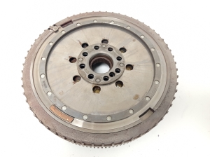  Clutch flywheel 